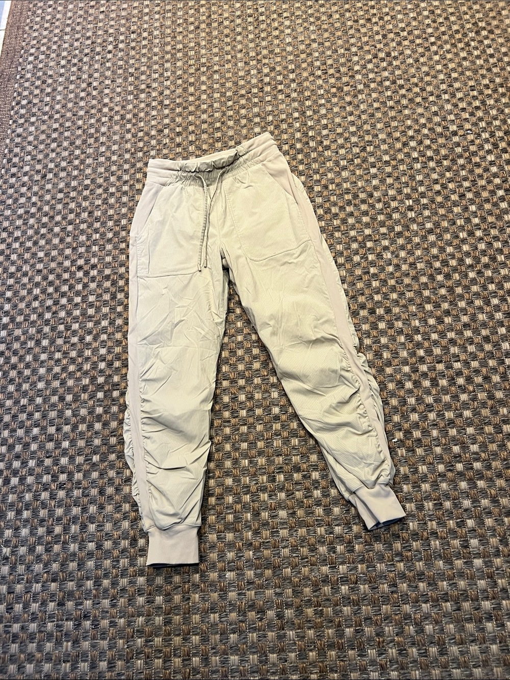 lululemon athletica size 4? Light Beige Drawstring Jogger Pants
